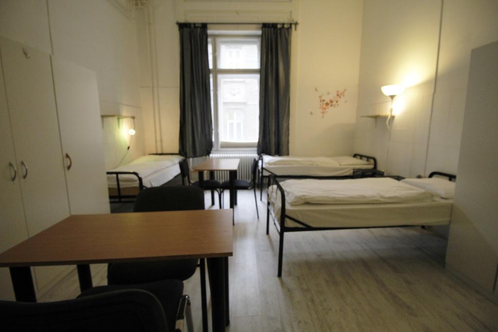 Dbc Hostelブダペスト エクステリア 写真